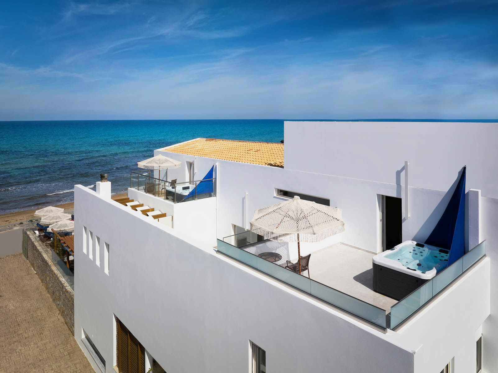 Red Sky Suite Volta Villa Rodo