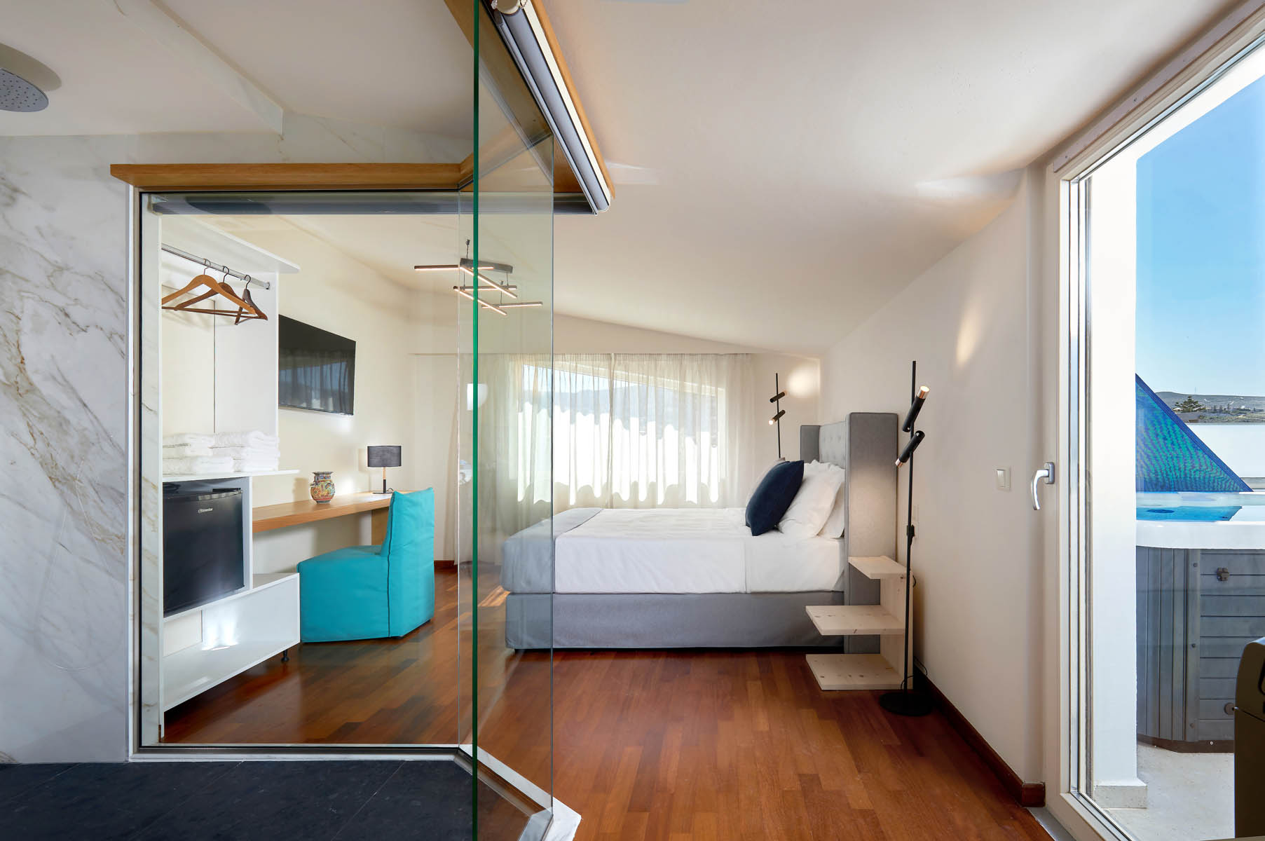 Red Sky Suite Volta Villa Rodo